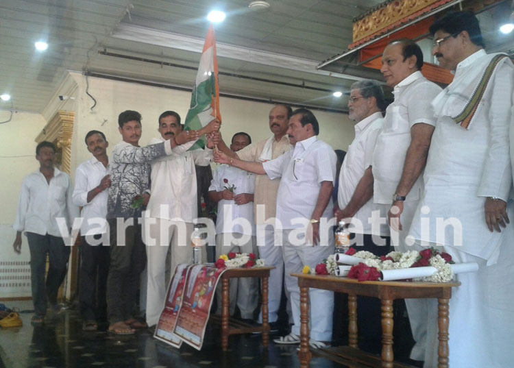 ಬಿಜೆಪಿ ಕಾರ್ಯಕರ್ತರು ಕಾಂಗ್ರೆಸ್ ಸೇರ್ಪಡೆ